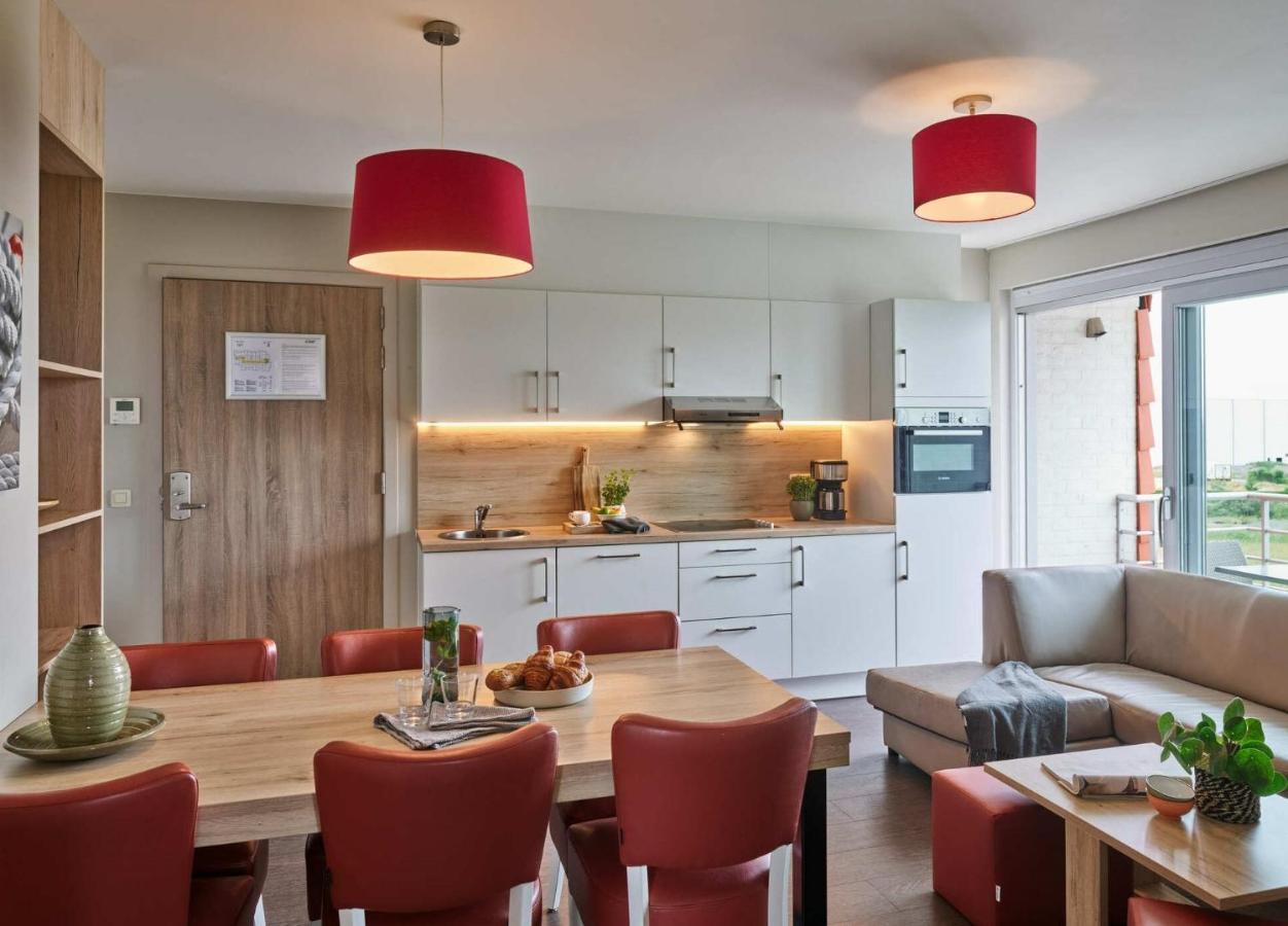 Holiday Suites Zeebrugge Экстерьер фото